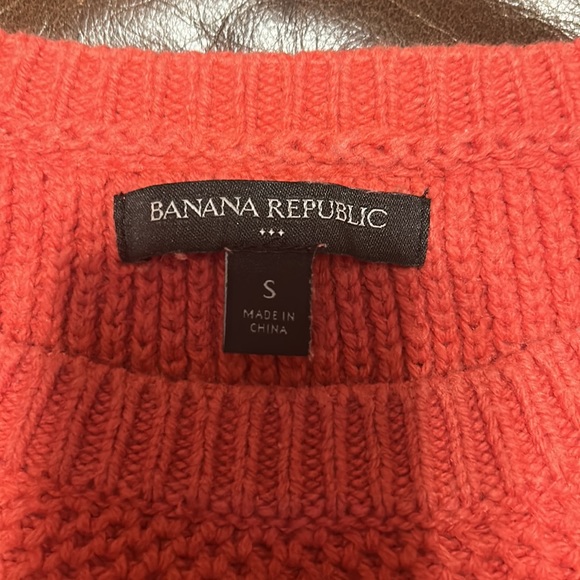 Coral knit Spring color sweater, size small - Picture 7 of 7